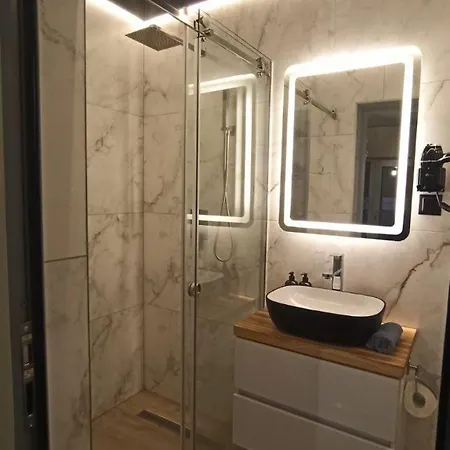 호텔 Lisnyi Mizhhirya (Transcarpathia)