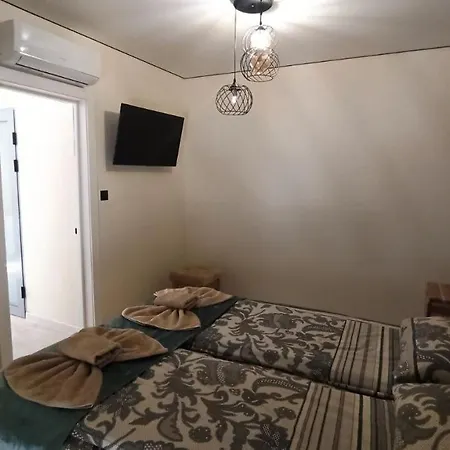 Lisnyi Hotel 4*