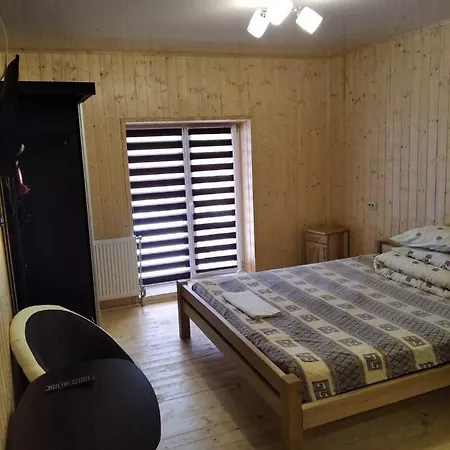 Lisnyi Hotel