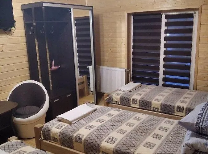Lisnyi Отель