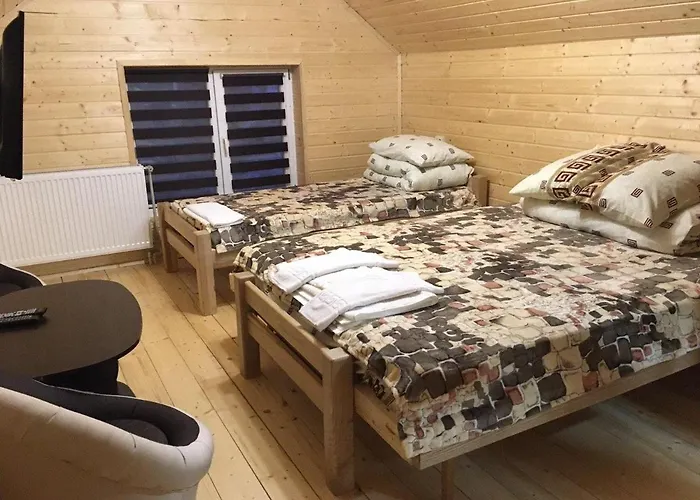 Lisnyi Отель