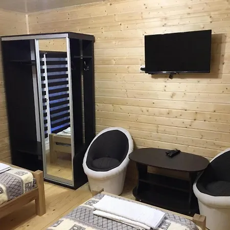 Hotel Lisnyi 4*